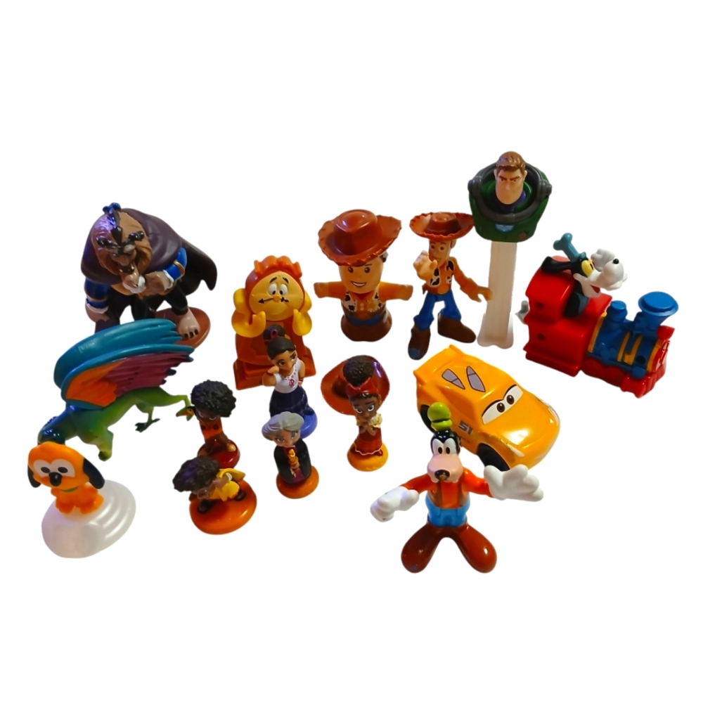 PIXAR DISNEY COLLECTIBLES LOT OF 15 PRETEND & PLAY